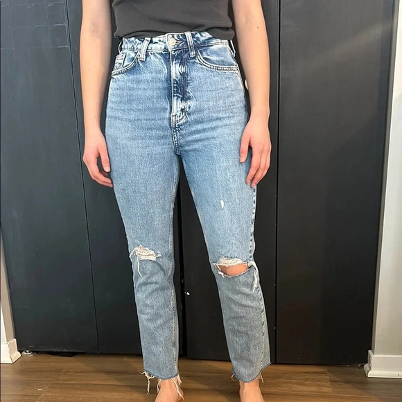 Zara Light Blue Distressed Jeans - Picture 1 of 4
